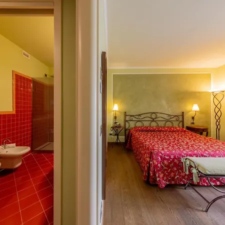 Hotel La Darsena Boutique & Restaurant 3*