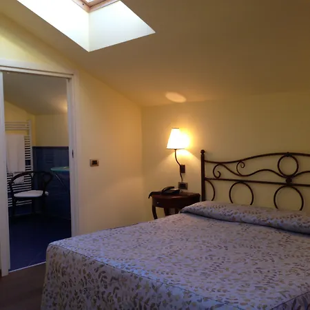 Hotel La Darsena Boutique & Restaurant 3*