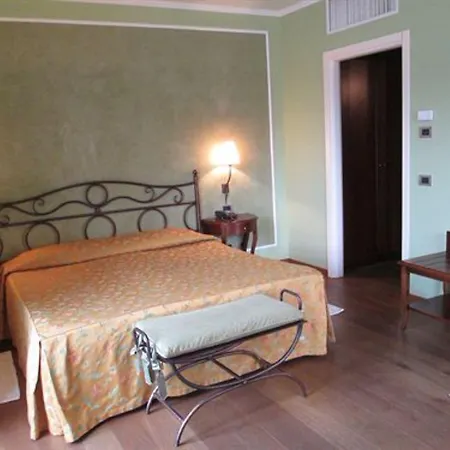 La Darsena Boutique & Restaurant Hotel Tremezzo