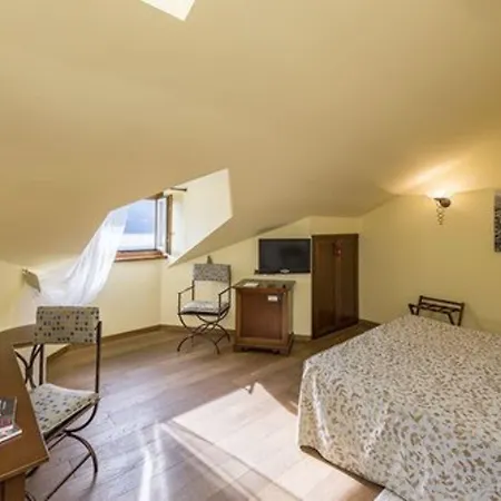 La Darsena Boutique & Restaurant Hotel Tremezzo