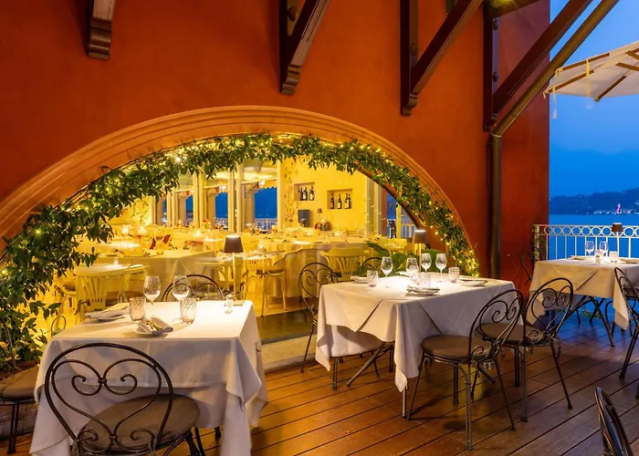 La Darsena Boutique & Restaurant ホテル トレメッツォ