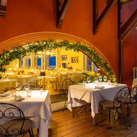 La Darsena Boutique & Restaurant 호텔 트레메쪼