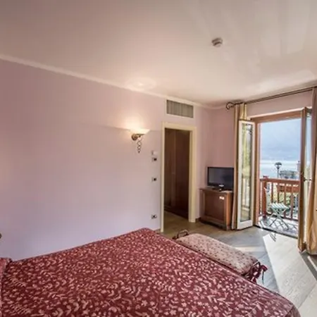 Szálloda La Darsena Boutique & Restaurant Tremezzo